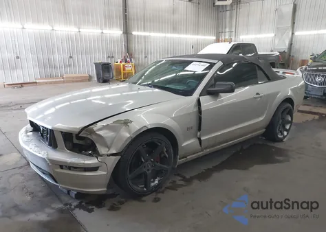 2006 Ford Mustang Gt z USA, uszkodzony, nr VIN 1ZVHT85H765243384